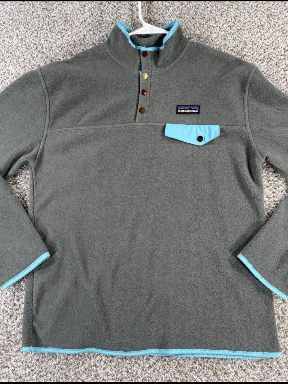 Patagonia Olive Green Snap-T Pullover with Light Blue Trim Women’s XL
